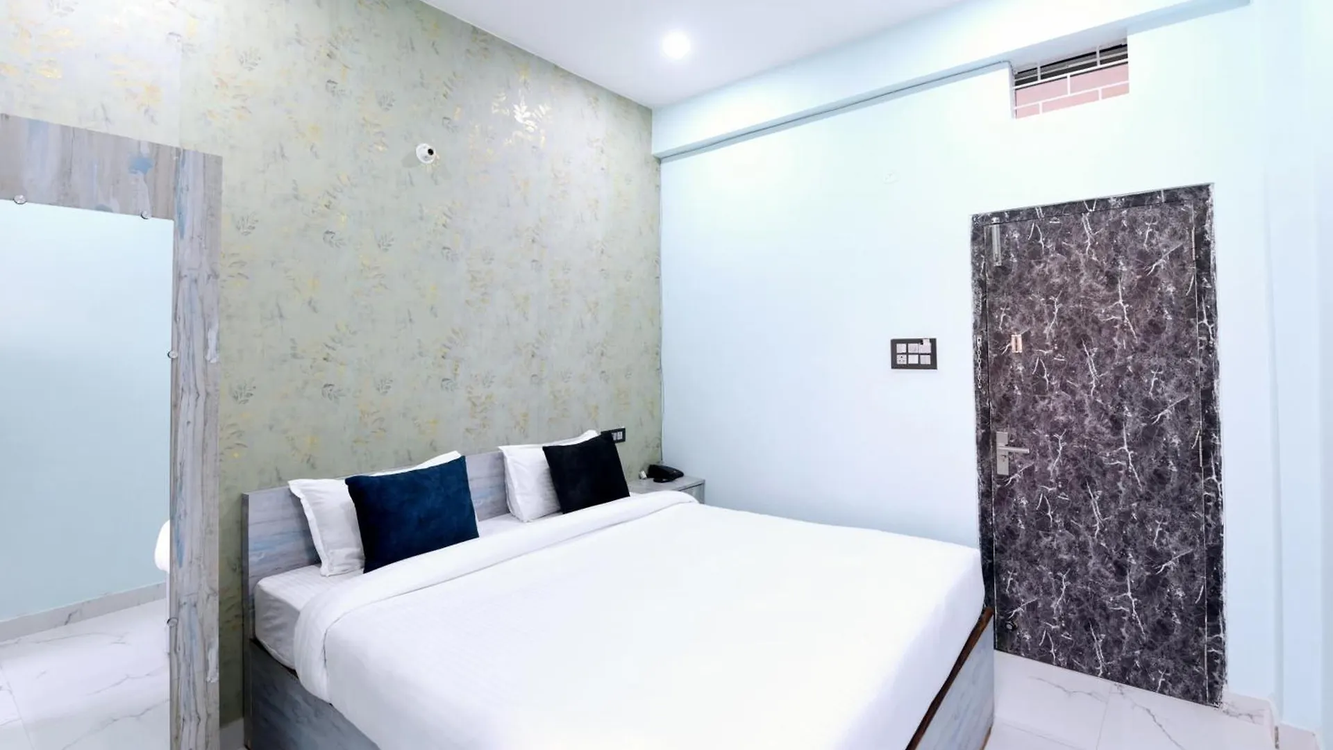 Maya'S Nest By Basotel Varanasi